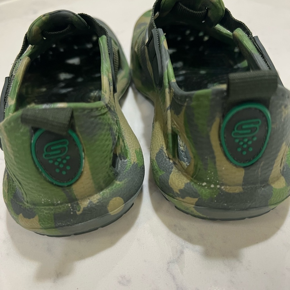 Skechers Kids Camouflage Clogs - Picture 8 of 10